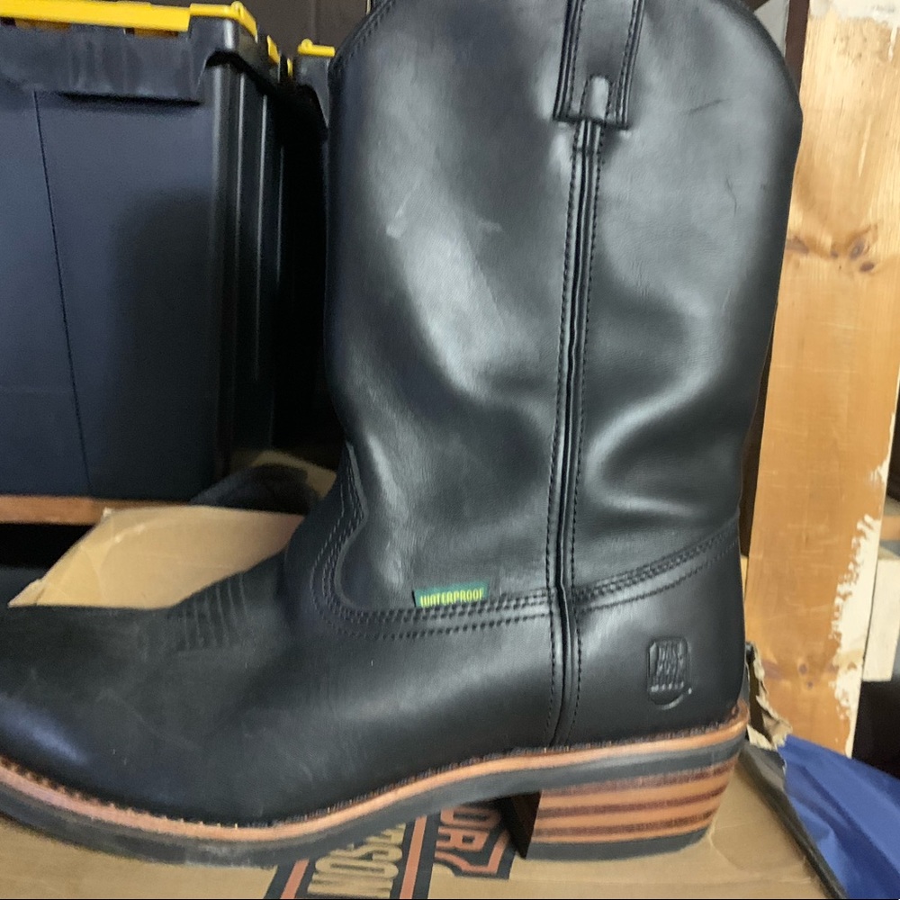 Size 12 Dan Post boots new